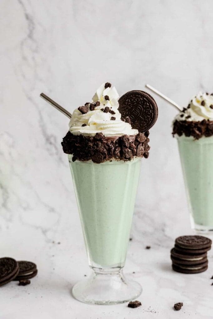 oreo milk shake picture
